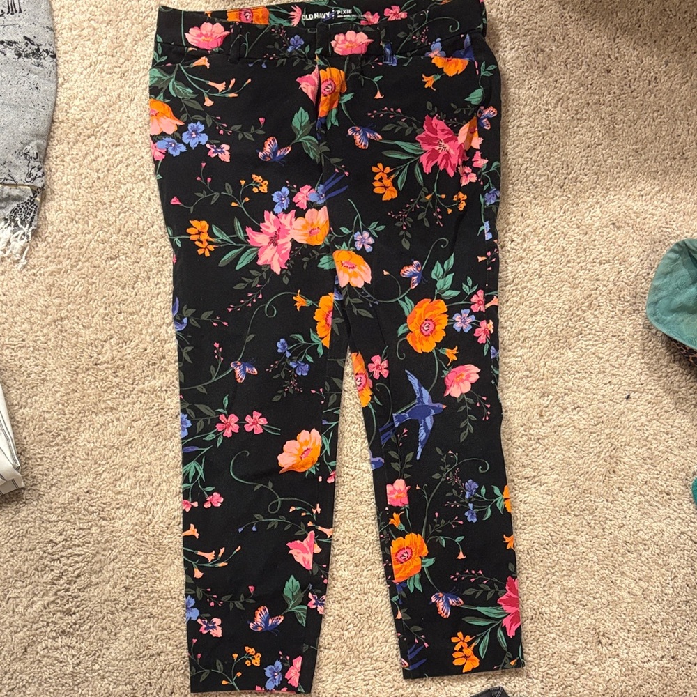 Old Navy Black Pixie Pants with Floral Pattern